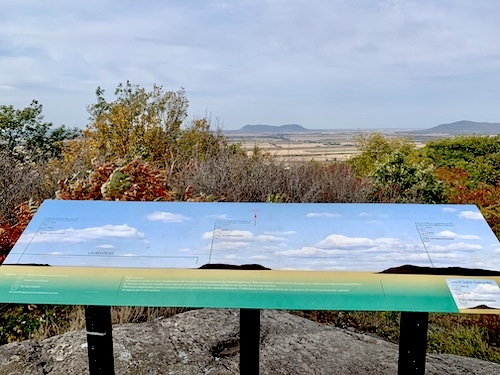 Belle randonnée sur le Mont-Saint-Grégoire | LM Le Québec